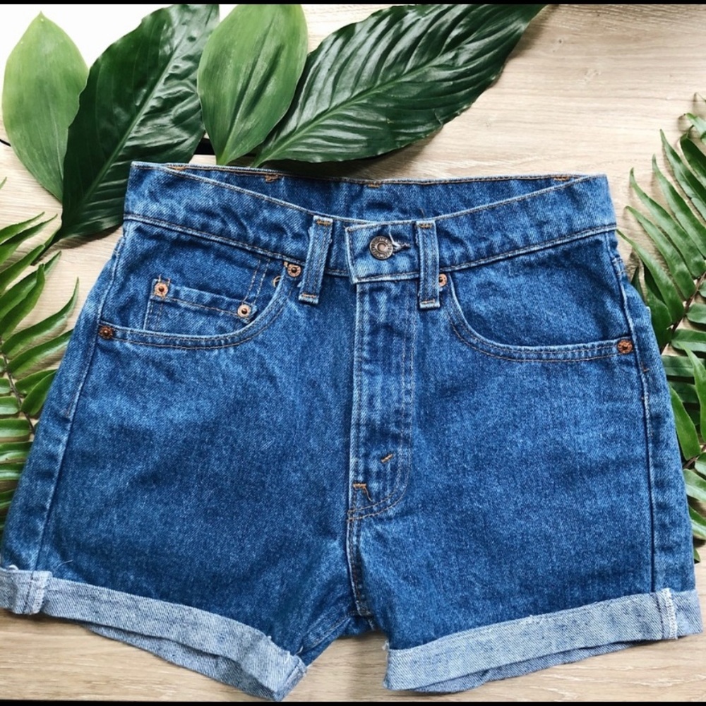 🚫SOLD🚫Levi’s Shorts